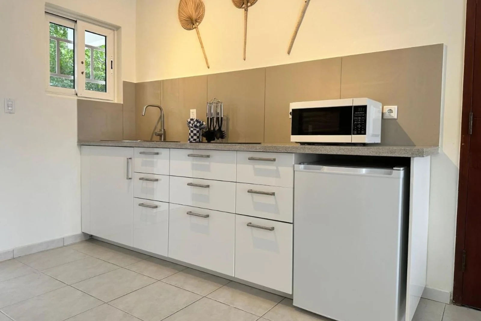 Amenity: Kitchenette
